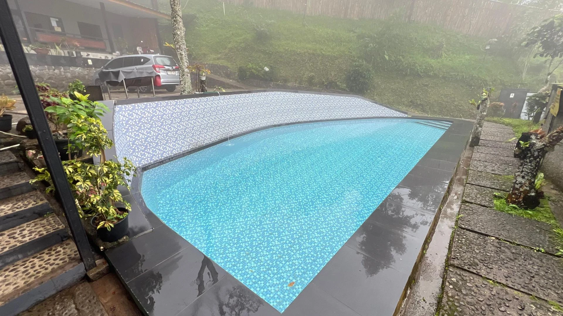 Villa Everest ( BEBAS BERISIK ) - Foto 2